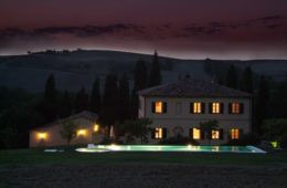 villa giardinello tuscany night